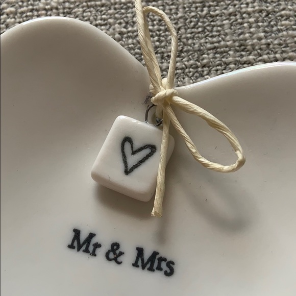 Ring Holder / Mr and Mrs / Dish - Picture 2 of 4
